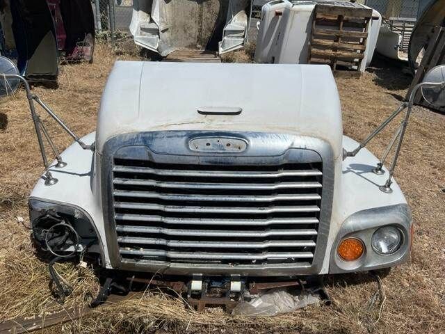 Freightliner Century Class Hood