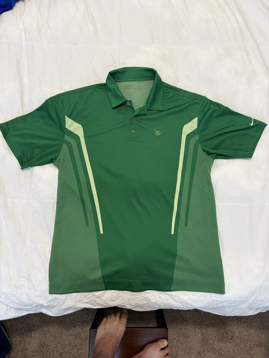 Disney Nike Golf Green Polo Shirt Short Sleeve Athletic Top Size L