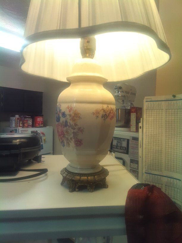 Main image 4