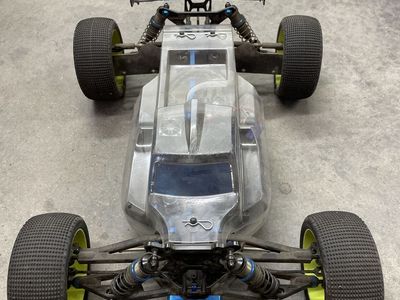 Team associated rc8t3e w/ upgrades used obo