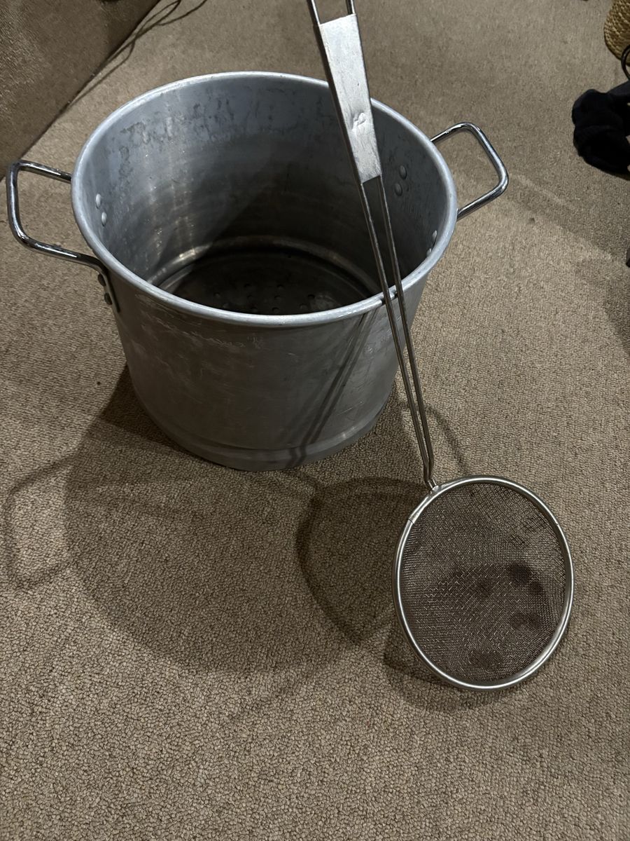 Large Aluminum Stock Pot with Steamer Basket and Skimmer