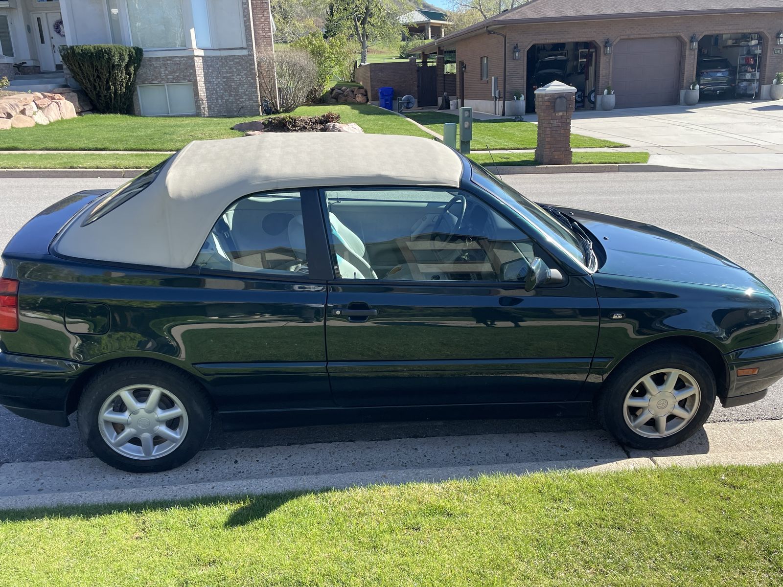 1996 Volkswagen Cabrio Base