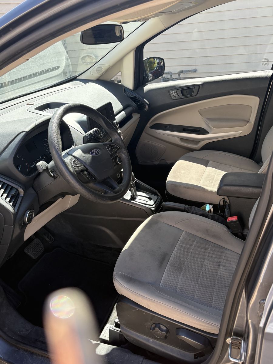Main image 6