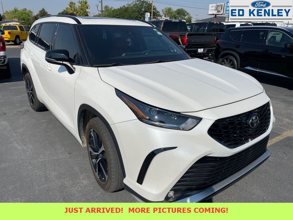2021 Toyota Highlander XSE