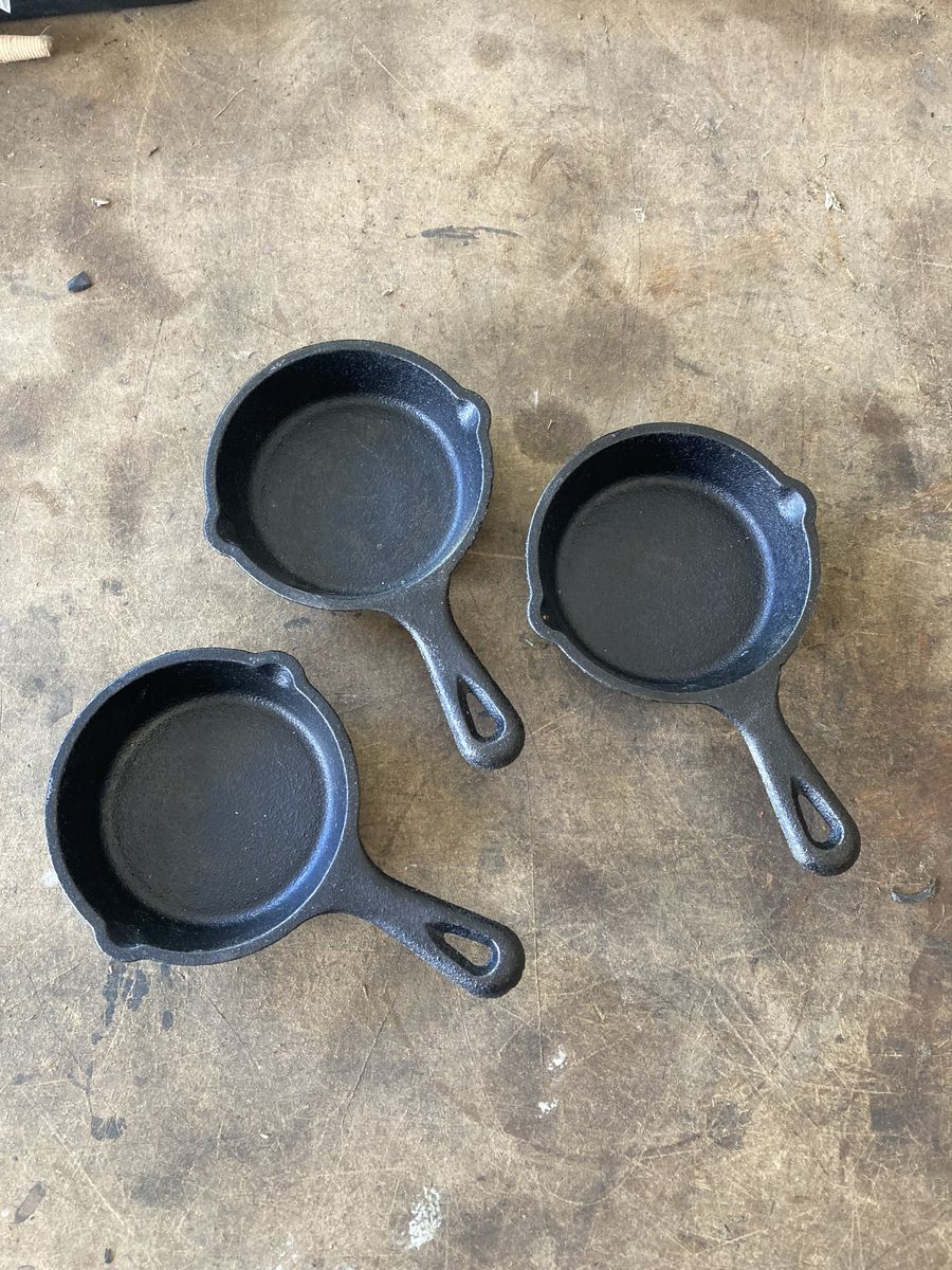 Lodge mini cast iron skillets