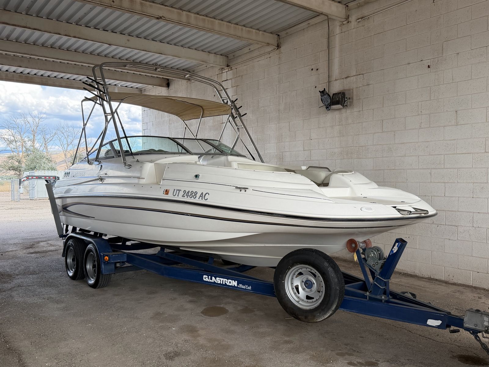 2002 Glastron DX235