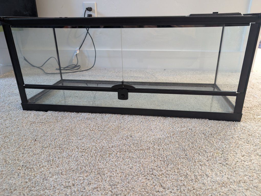 20 gallon long front opening terrarium
