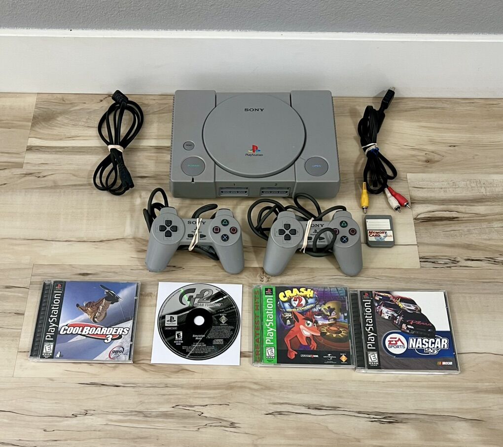Sony PS1 4-Games Bundle