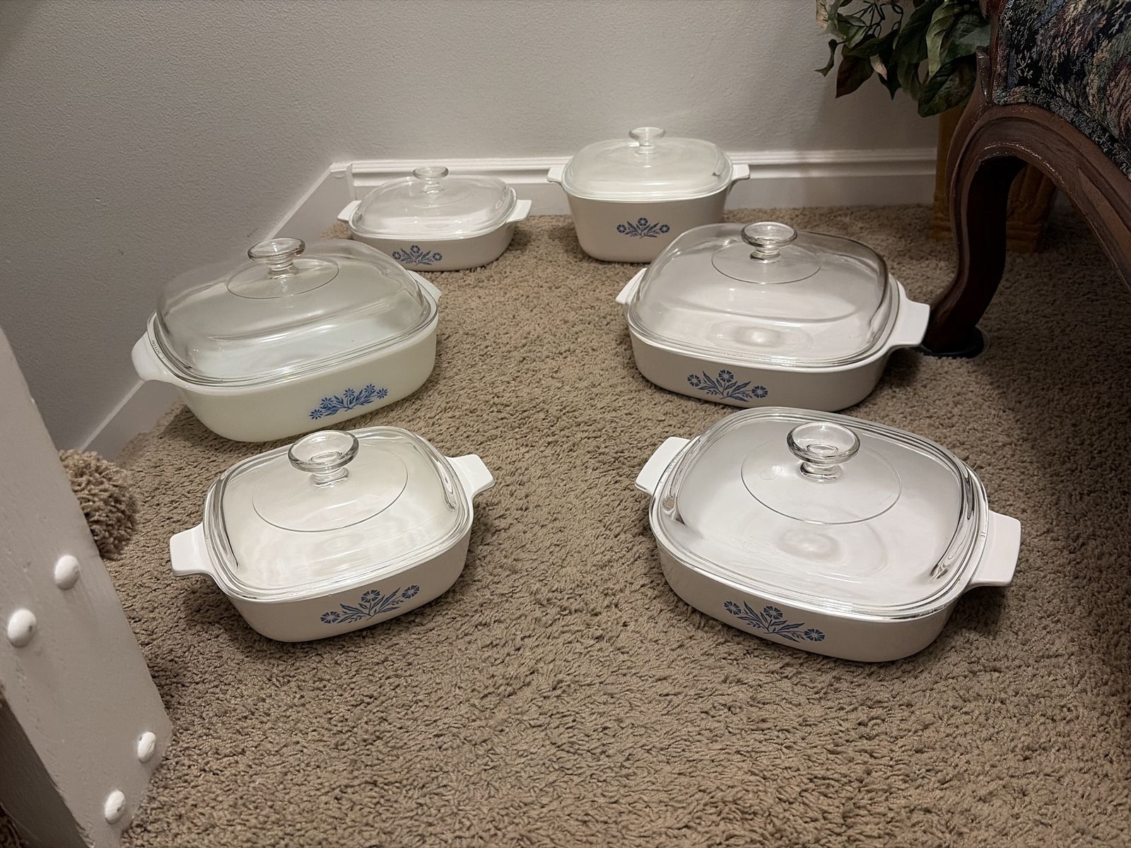 Corelle Blue Cornflower Flower 6 Piece Set W/ Lids