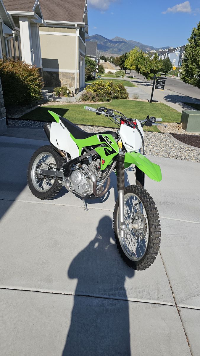 2023 Kawasaki KLX230R - Like New - Only 20 Hours
