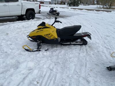 200 Ski Doo Mxz