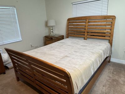 Wooden Slat Headboard Queen Bed Frame with Matching Nightstand