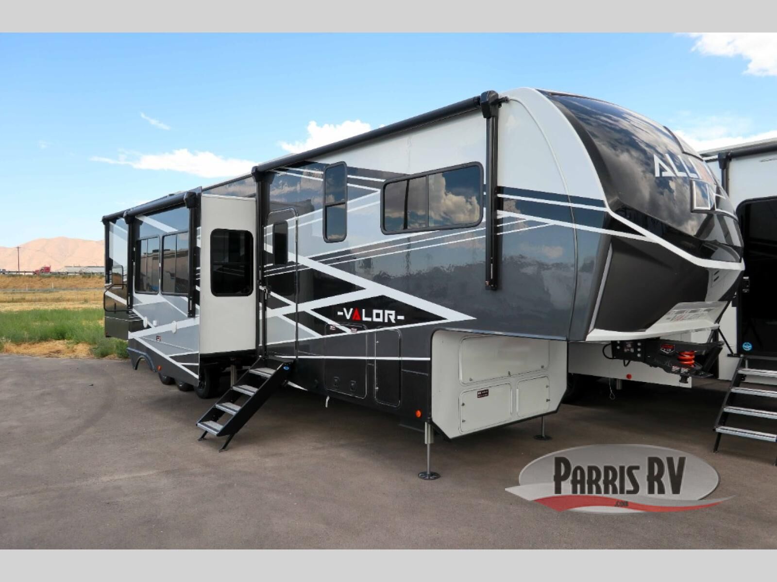 New 2026 Alliance RV Valor 41V16