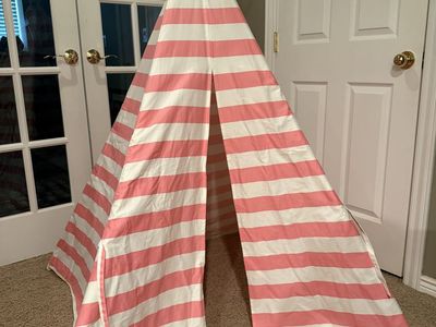 Childrens Teepee tent