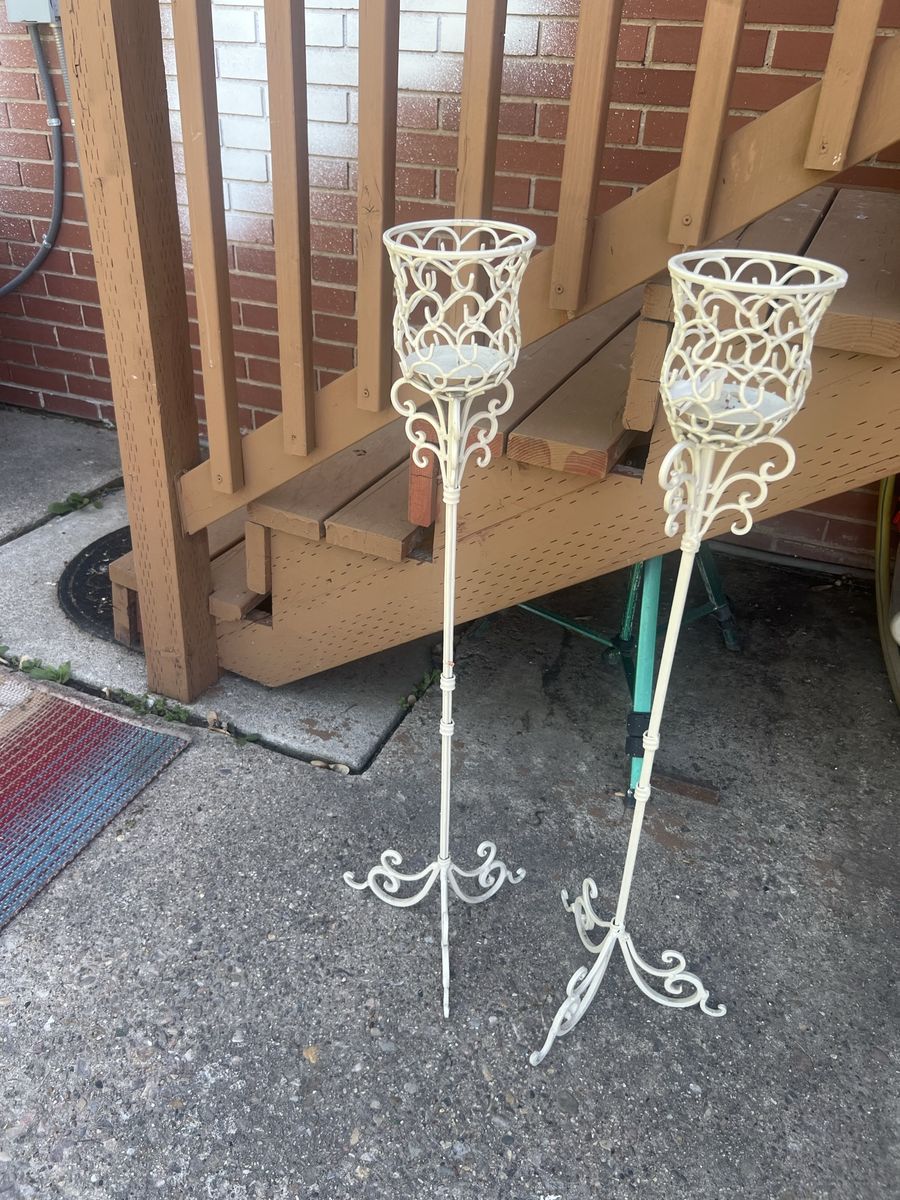 Metal outdoor/indoor candle handle