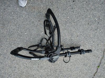 Thule GATEWAY 2 bike rack for trunk,SUV or hatchback.