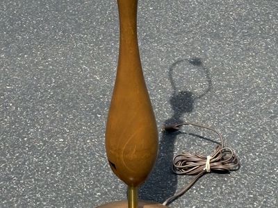 Awesome vintage 1960’s walnut and brass Mid Century Modern lamp. Tony Paul for Westwood, MCM