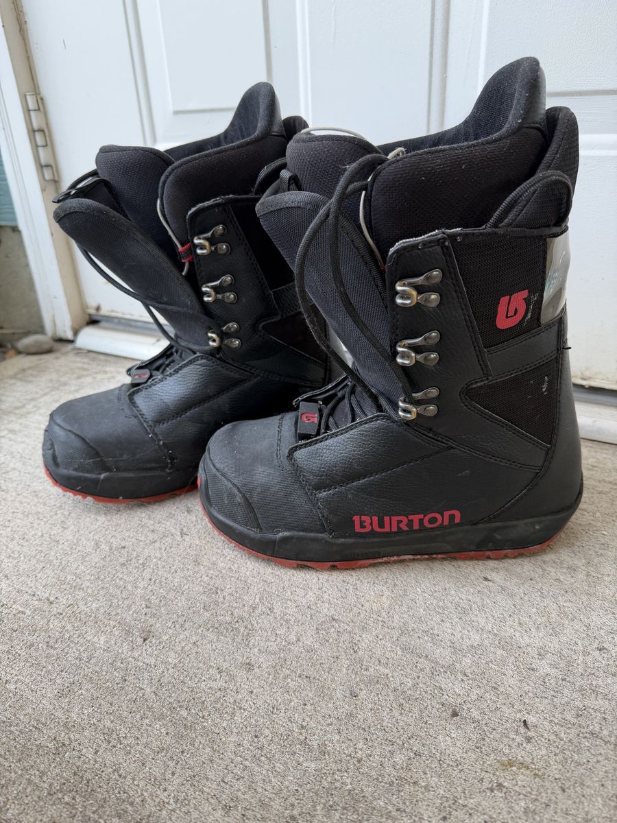 Burton Black and Red Snowboard Boots Size 8