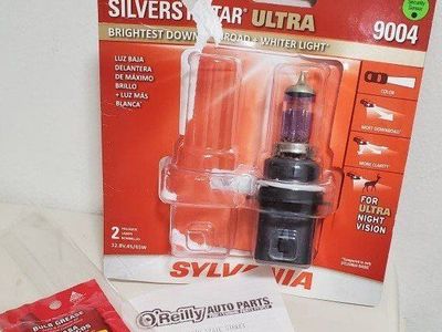 Sylvania Silverstar Ultra 9004 Headlight Bulb