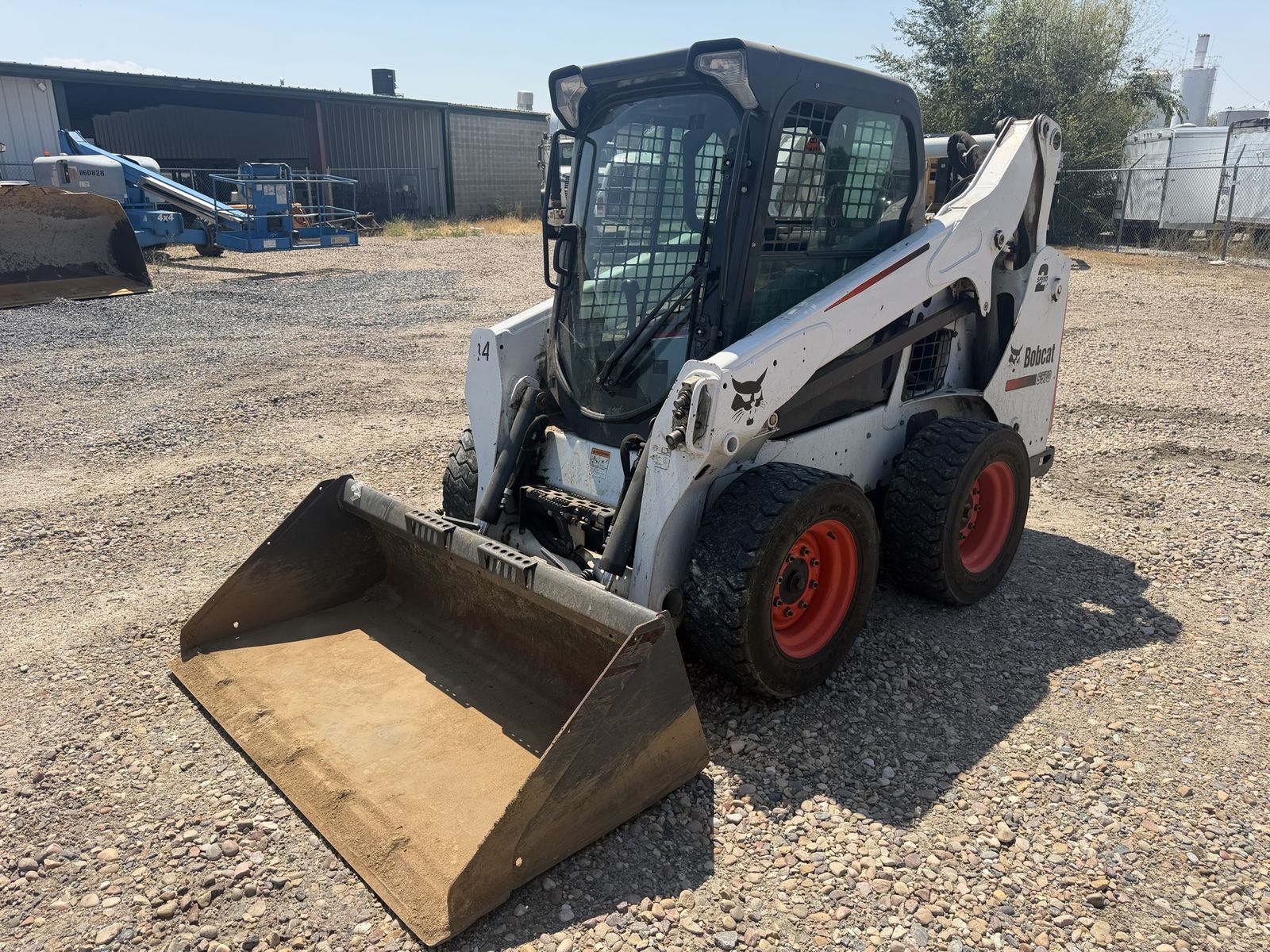 2014 Bobcat S570 Cab A/C 1700hrs