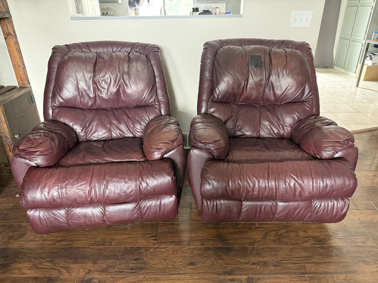 Pair of recliners