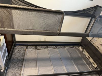 Bunk bed frame - FREE