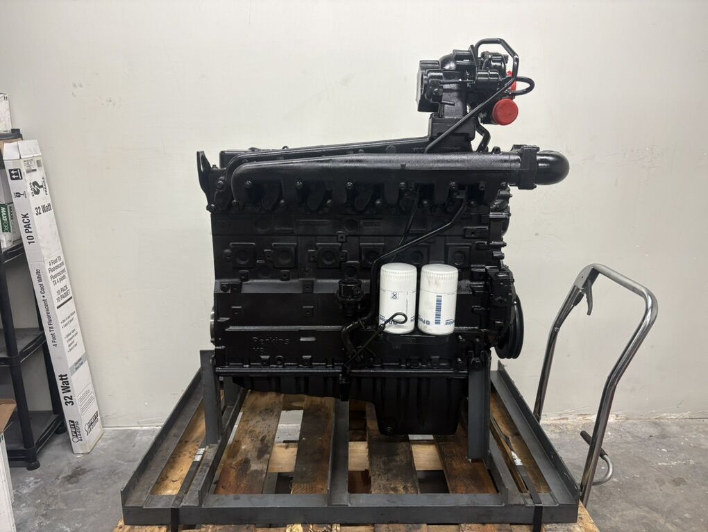 CAT 3056E Perkins 1106C-E66TA