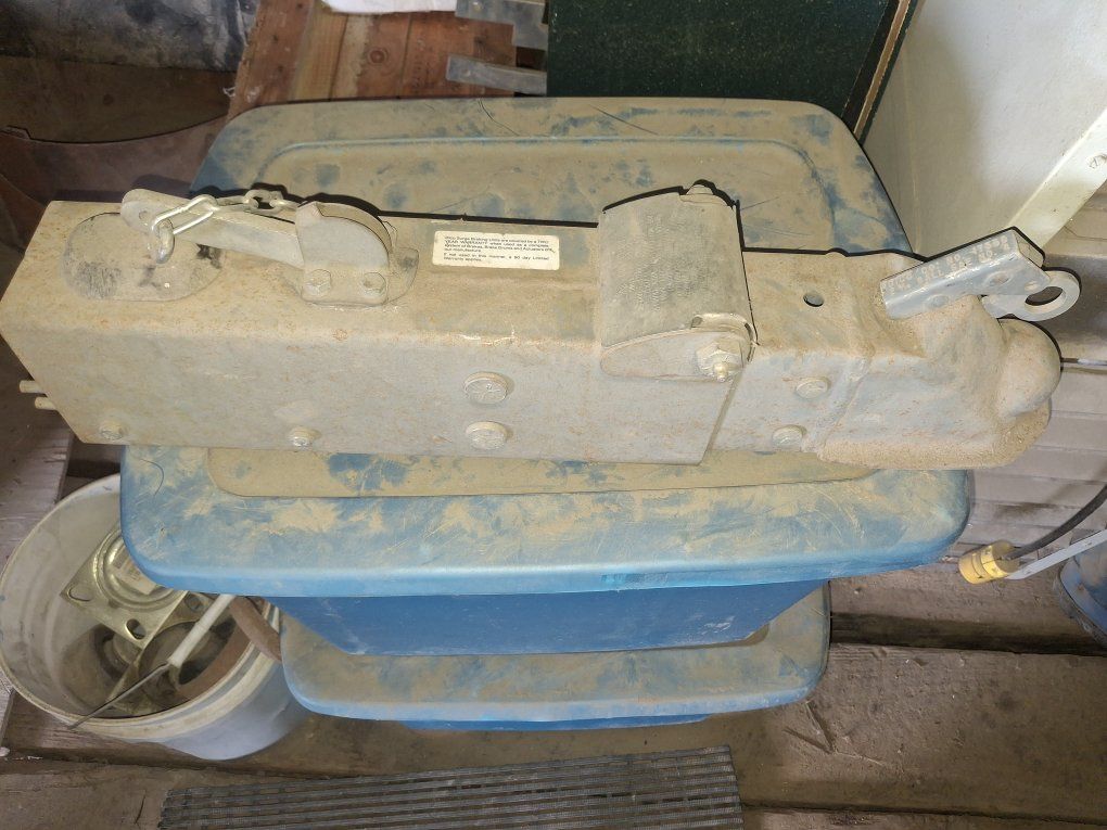 2 5/16 surge brake coupler