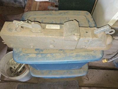 2 5/16 surge brake coupler