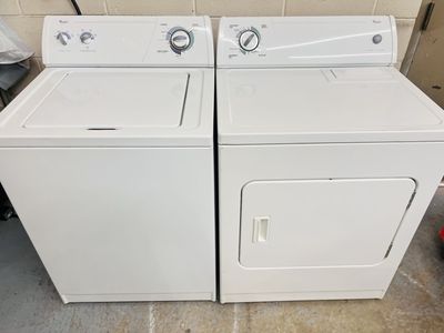 Heavy duty whirlpool washer and dryer set