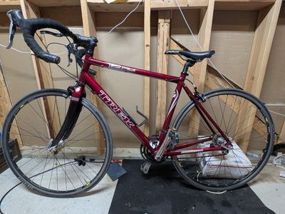 Trek 1.2 Pilot road bike