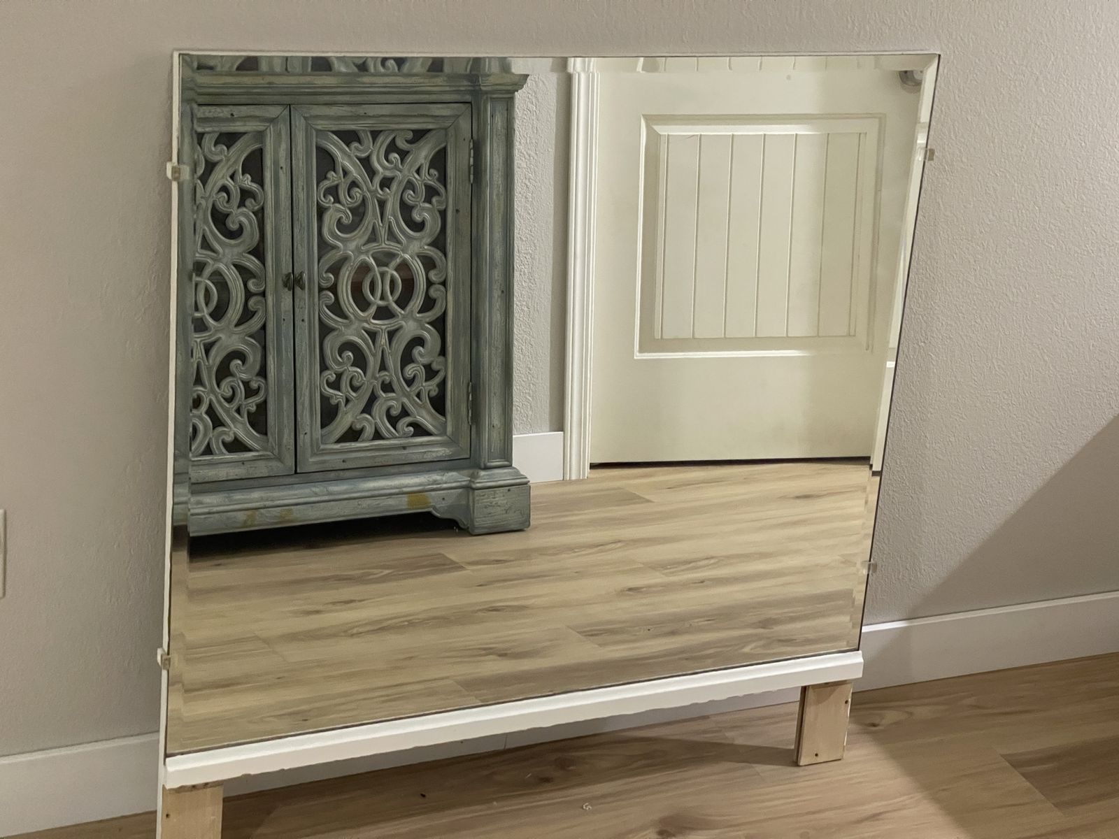 40”x34”x1/4” Beveled Mirror