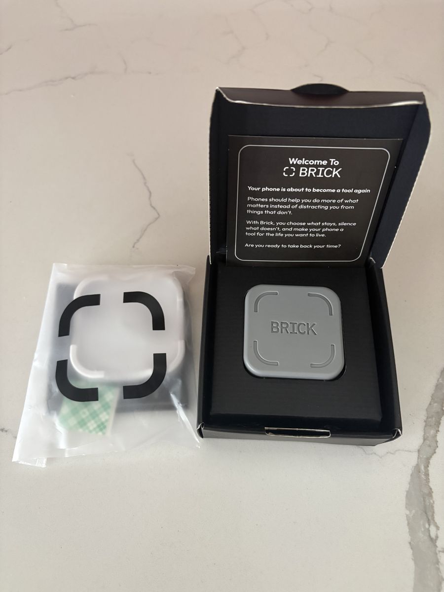 Brick Phone Device And Brick Mount