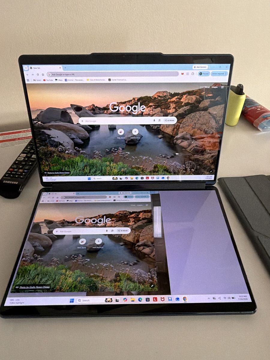 Lenovo Yoga dual screen I9. 1TB storage. Ultra 7 intel Core 16gb RAM