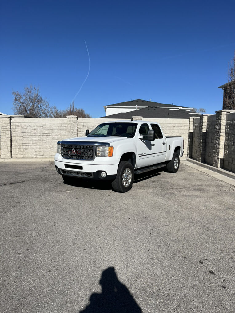2013 GMC Sierra 3500HD Denali