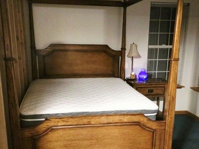 Wooden Queen Size Four-Poster Bed Frame - Classic Carved Headboard & Footboard