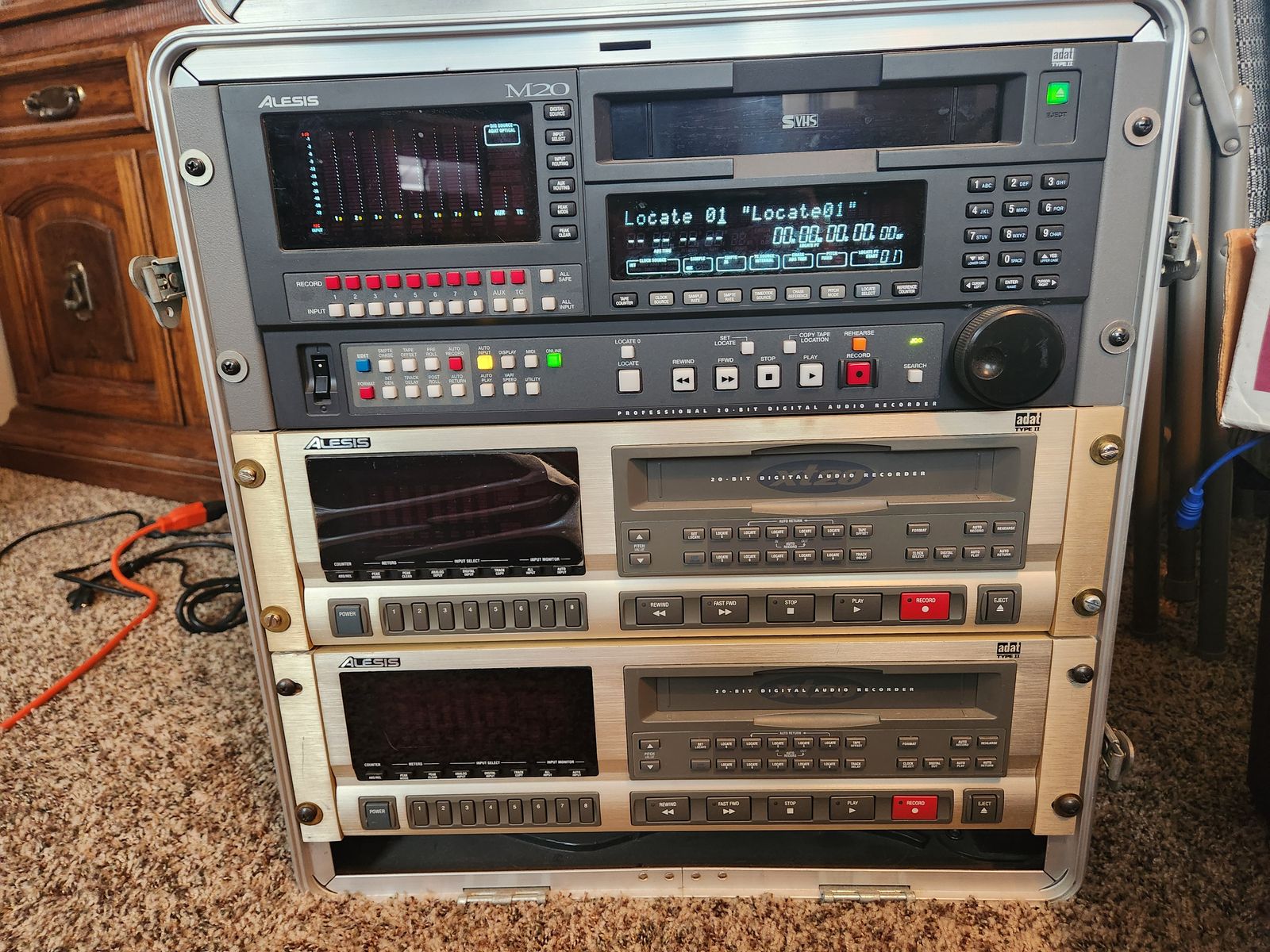 Alesis M20