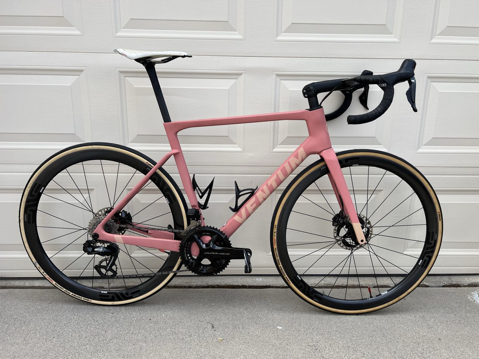 Ventum NS1 - Dura-Ace Di2 | ENVE Wheels & Cockpit | 56cm