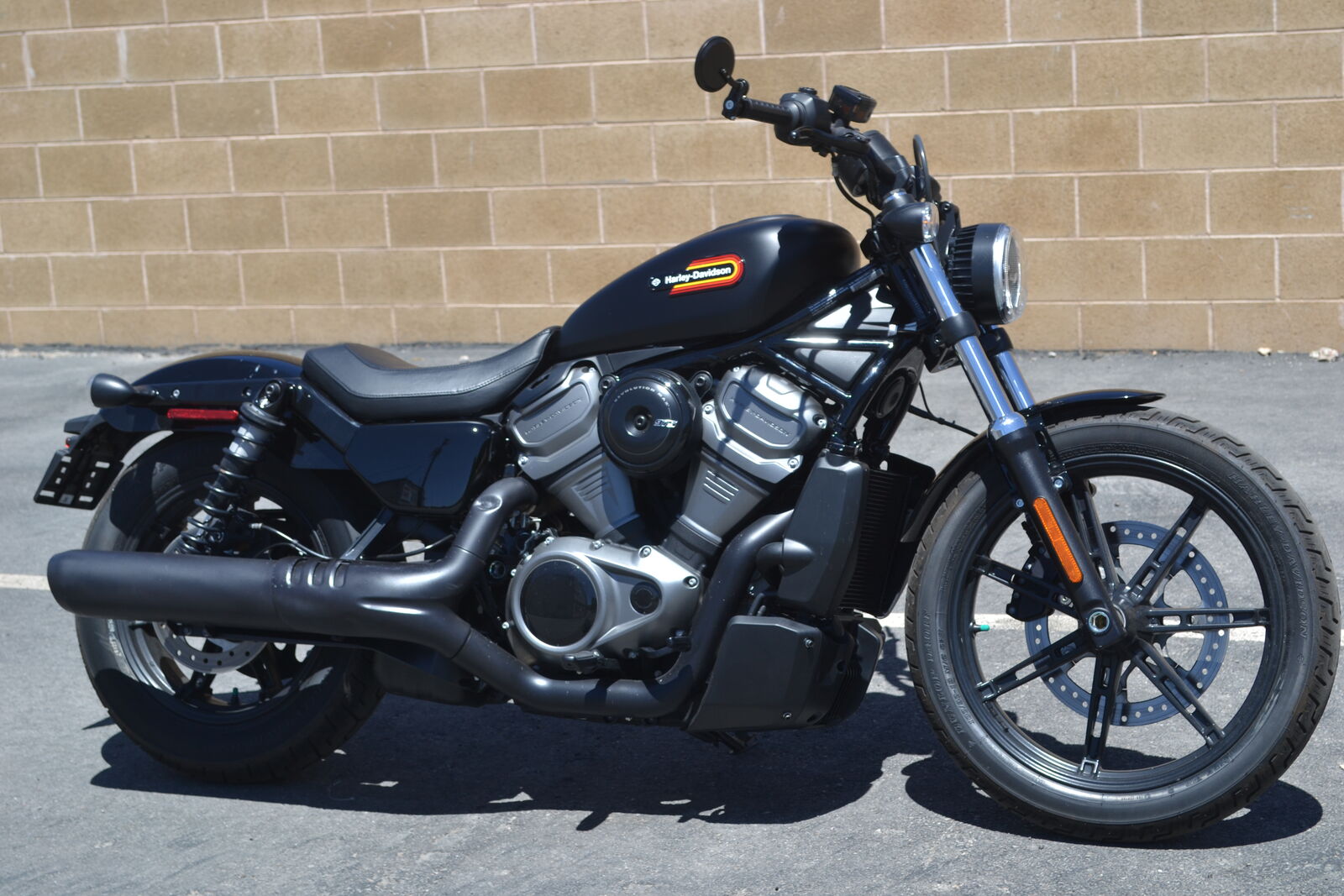 2023 Harley Davidson Nightster 975 - BLOWOUT PRICE - LOW MILES - Sportster RH975