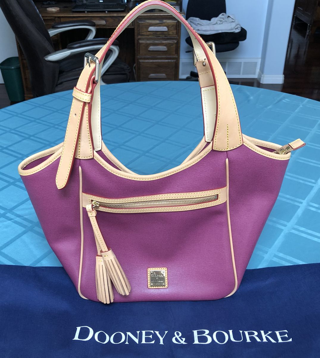 Dooney & Bourke Shoulder Bag