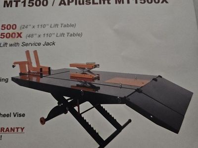 APlus 1500lb Pneumatic motorcycle lift
