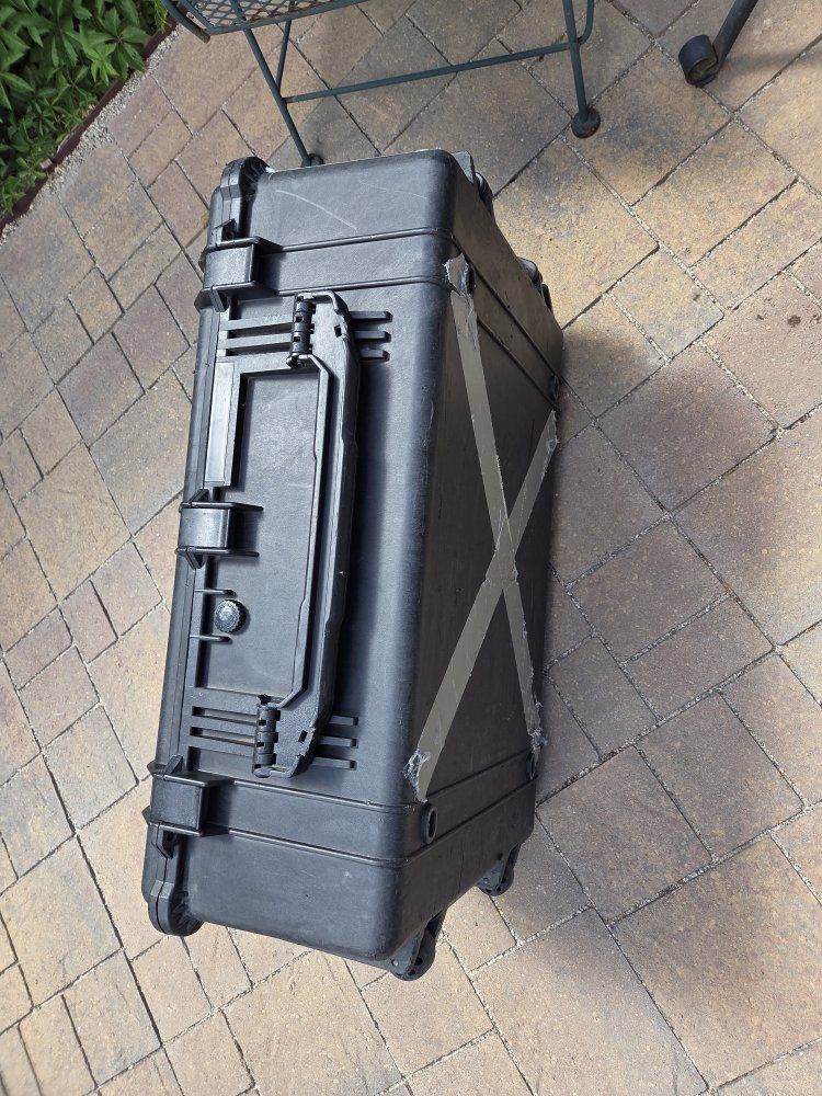 Pelican 1650 case transportable