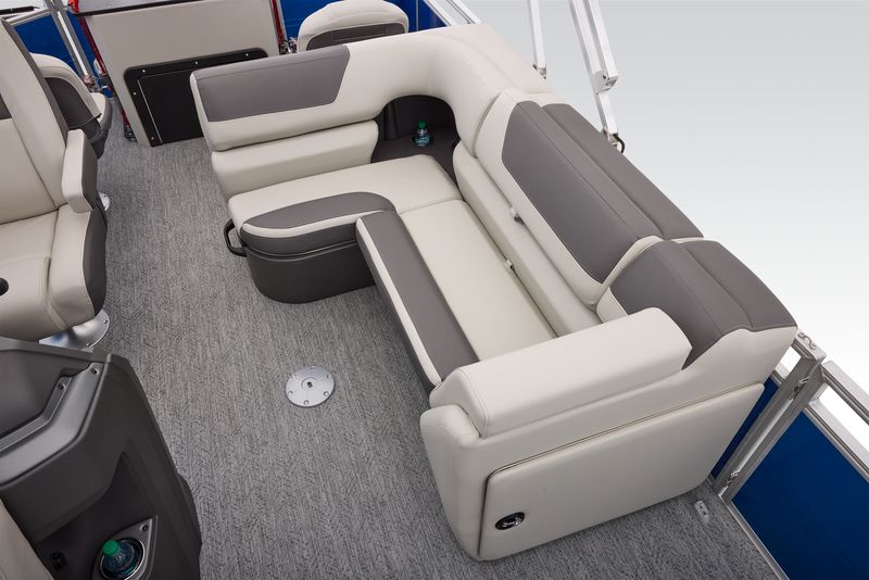 2026 Sun Tracker Pontoon Boats Fishin Barge 20 DLX