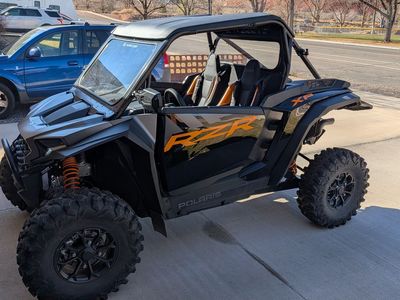 2024 Polaris 1000 Premium