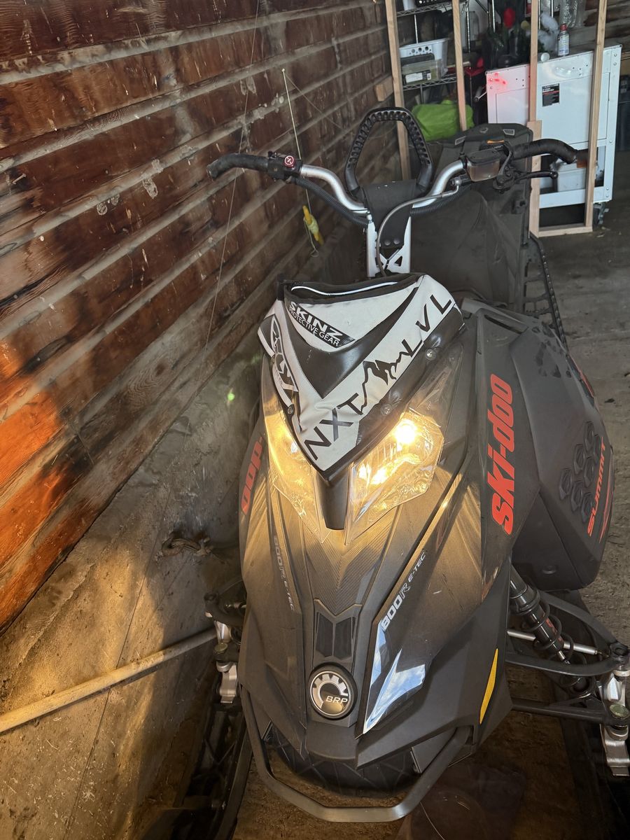 2015 skidoo 800