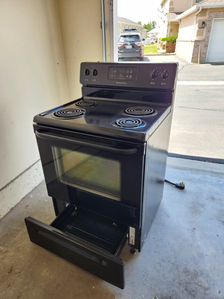 Main image 6