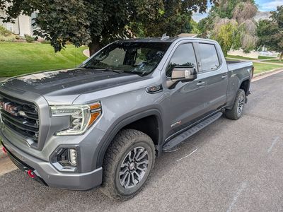 2022 GMC Sierra AT4