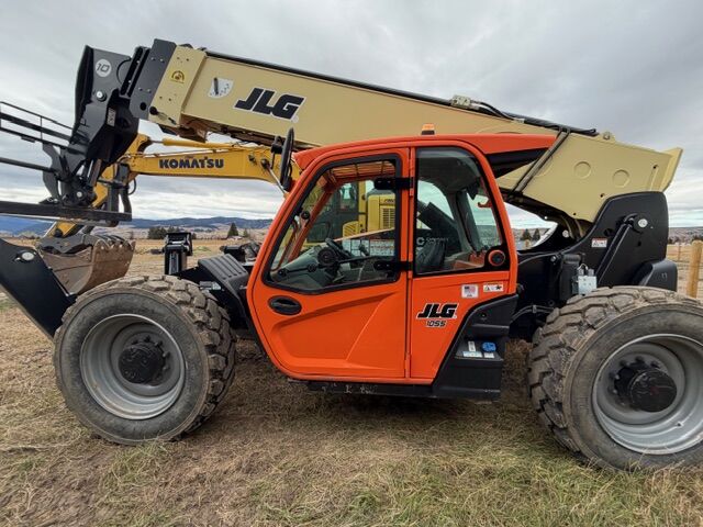 2023 JLG 1055 Telehandler Low Low Hours
