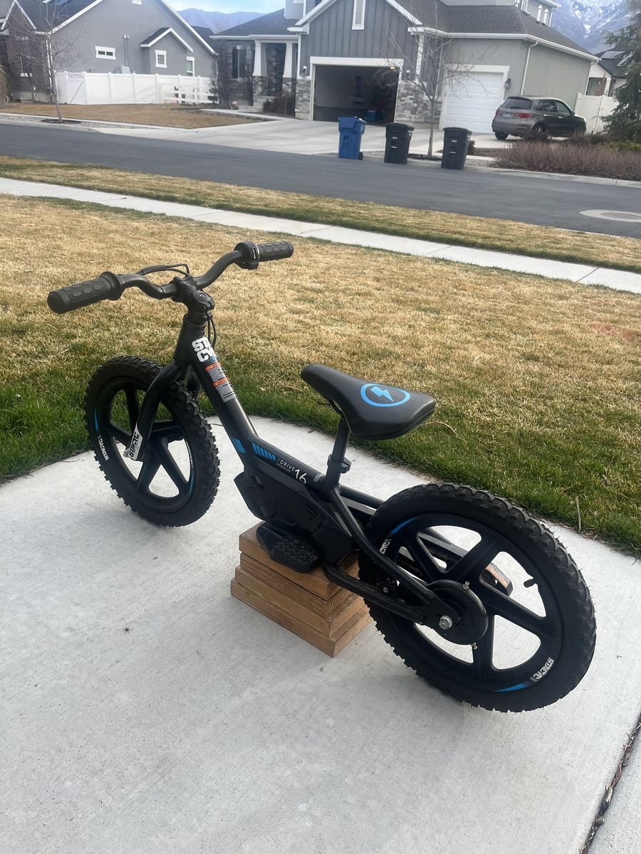 Stacyc 16e Electric Bike E-Bike Balance Bike