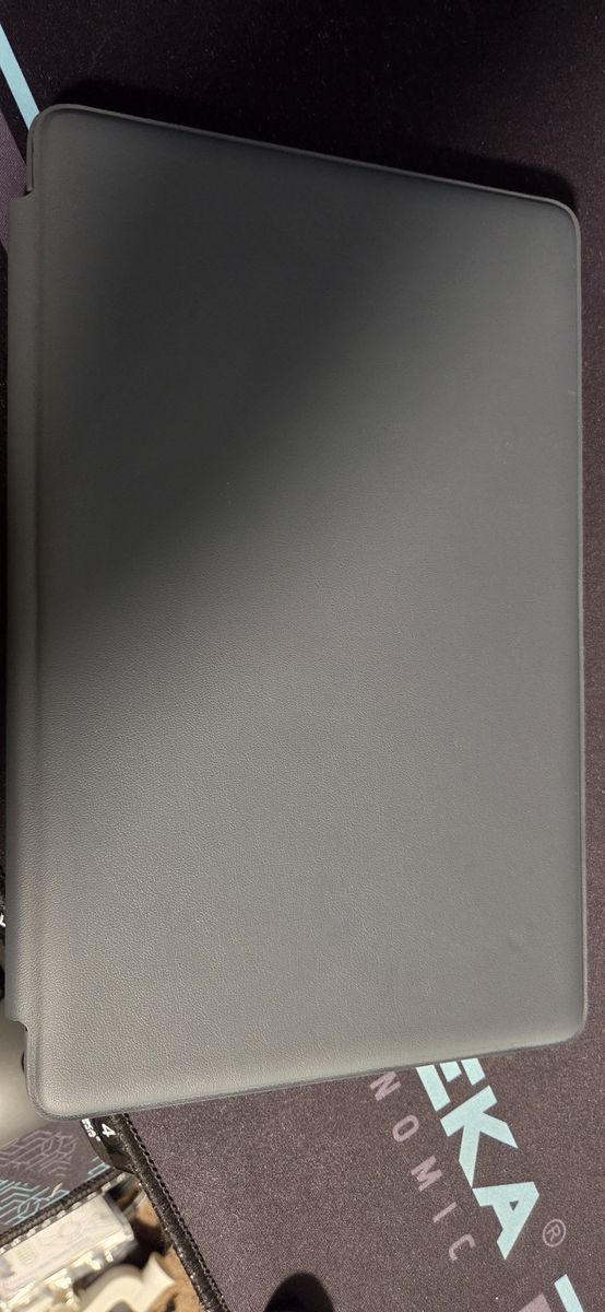 Main image 5